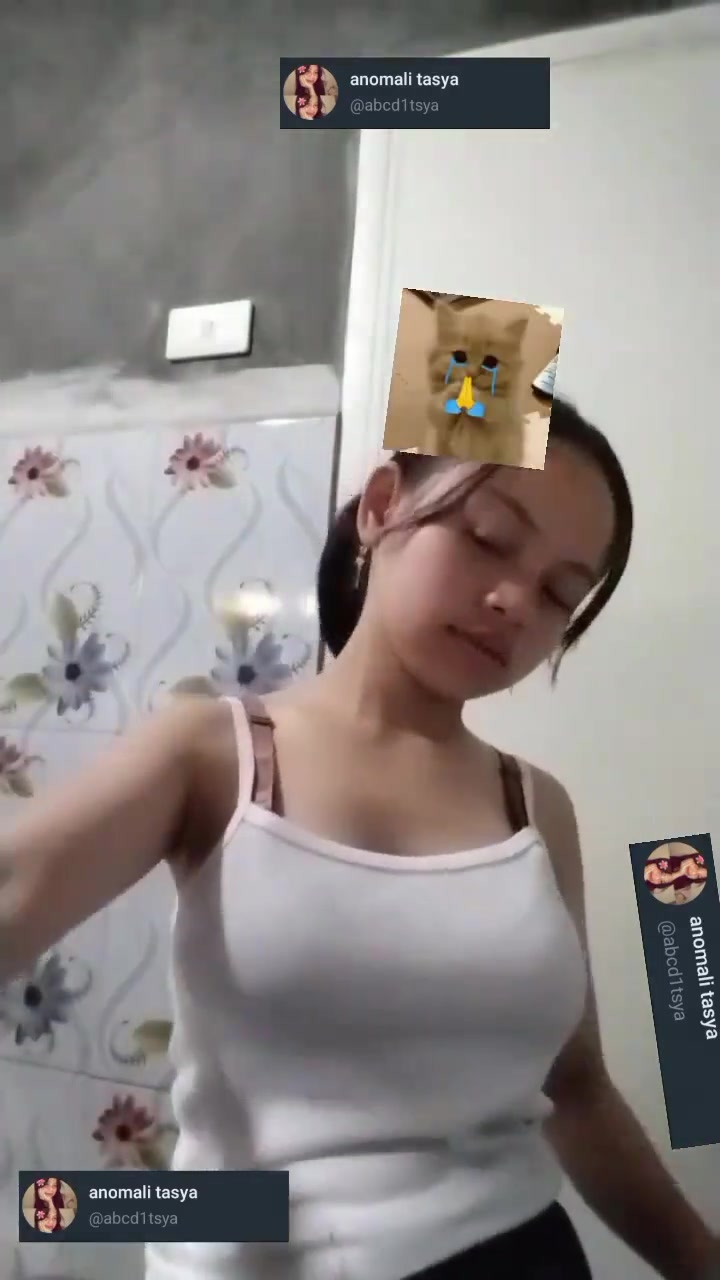 Bokep Smp Udah Tobrut Toge Gede Sange